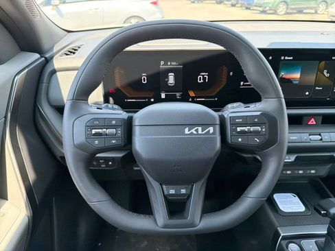 New 2027 Kia Seltos X-Line S w/ X-Line S Premium Package AWD/4WD image 10