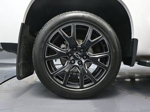 Used 2022 Chevrolet Silverado 1500 High Country image 17