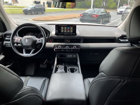 Used 2023 Honda Pilot EX-L image 30