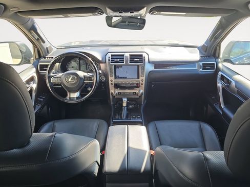 Used 2020 Lexus GX 460 Premium image 16