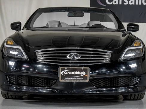 Used 2010 INFINITI G37 Convertible w/ Premium Pkg RWD image 3