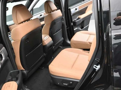 New 2026 Hyundai Santa Fe Limited AWD/4WD image 15