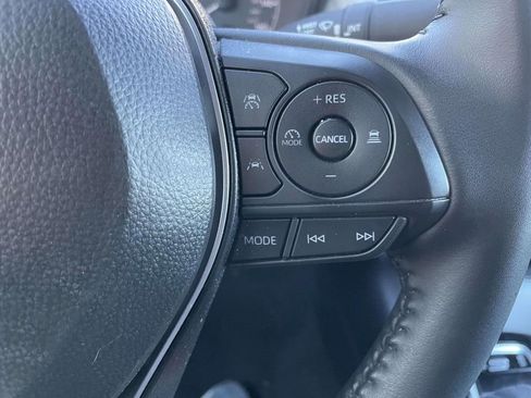 Used 2024 Toyota Corolla SE image 33