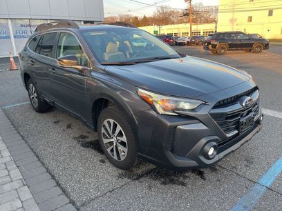 Certified 2025 Subaru Outback Premium w/ Popular Package #1A