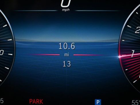 New 2026 Mercedes-Benz GLB 250 image 12