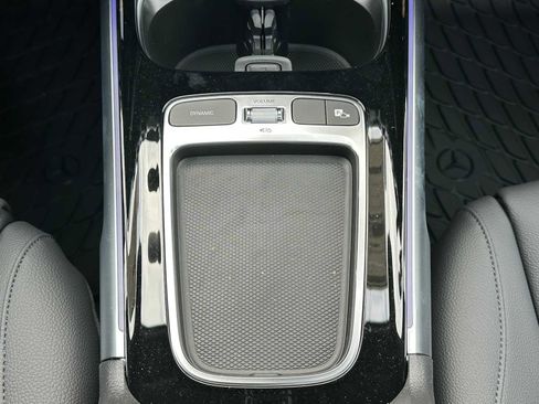New 2026 Mercedes-Benz GLB 250 4MATIC image 31