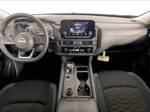 Certified 2025 Nissan Pathfinder S AWD/4WD image 18