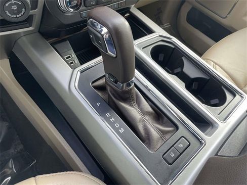 Certified 2019 Ford F150 Lariat w/ Equipment Group 502A Luxury image 24