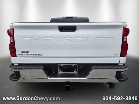 New 2026 Chevrolet Silverado 2500 LT image 4