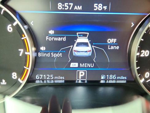 Used 2025 Nissan Altima 2.5 SV image 16