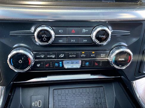 Used 2025 Ford F150 King Ranch w/ FX4 Off-Road Package AWD/4WD image 24