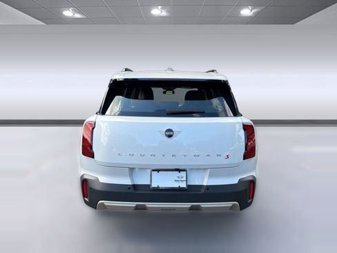 Certified 2025 MINI Cooper Countryman S AWD/4WD image 9