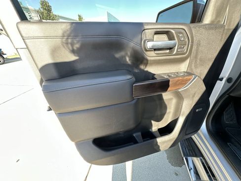 Used 2020 GMC Sierra 1500 SLT w/ SLT Premium Plus Package AWD/4WD image 21