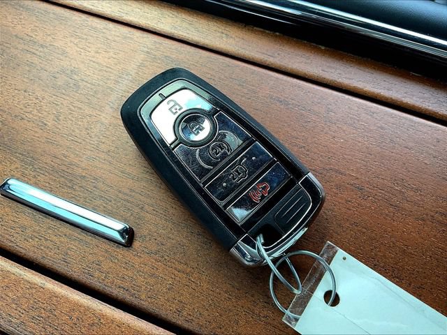 Used 2024 Lincoln Navigator L Black Label AWD/4WD image 35