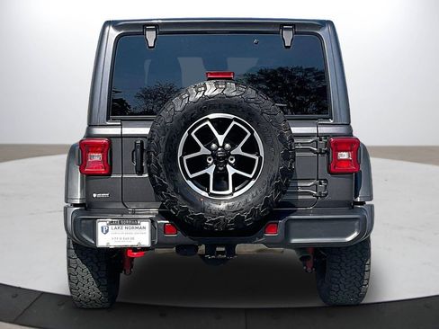 Certified 2025 Jeep Wrangler Unlimited Rubicon image 8