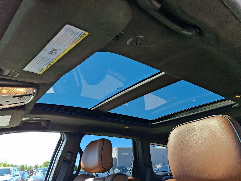 Used 2019 Jeep Grand Cherokee Summit AWD/4WD image 14