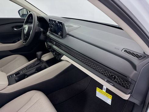 New 2025 Honda Accord LX image 27