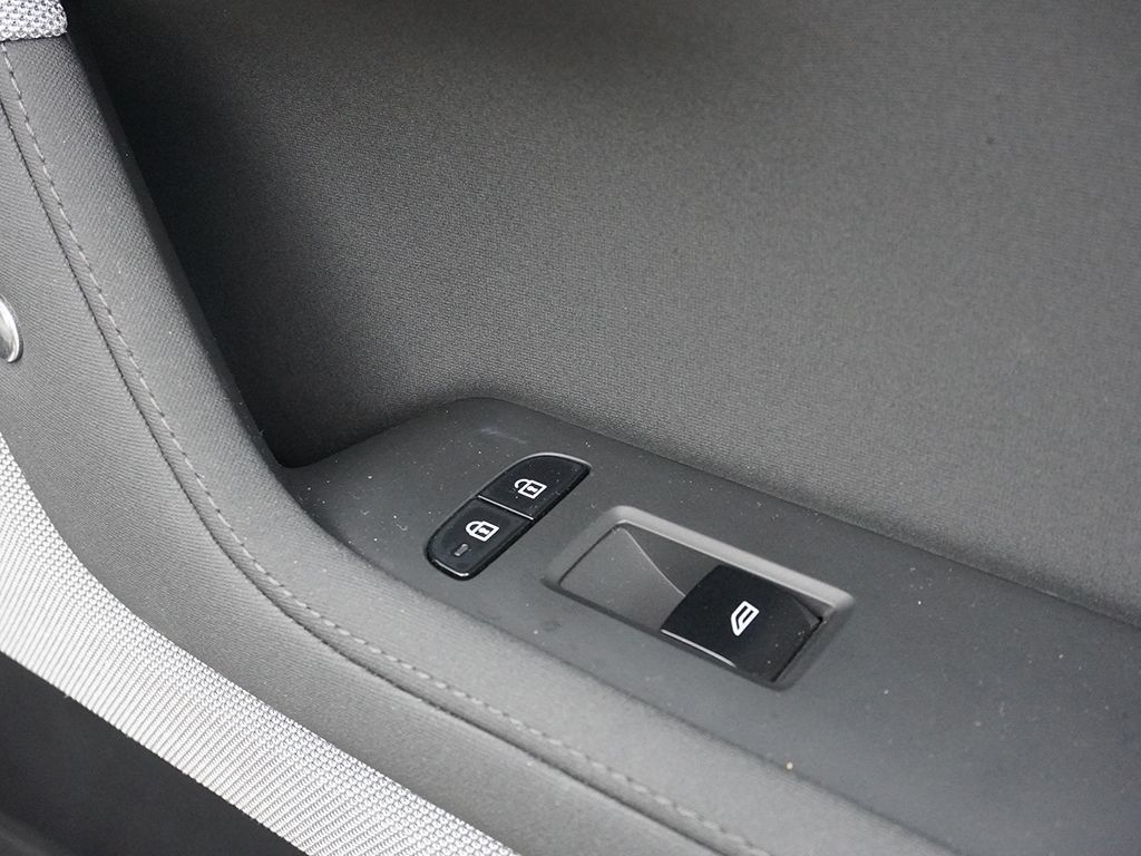 Used 2024 Polestar Polestar 2 AWD/4WD image 39