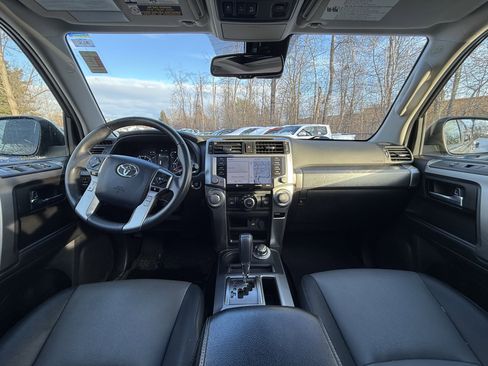 Used 2022 Toyota 4Runner SR5 Premium w/ Moonroof Package image 2