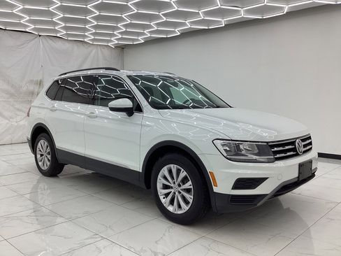 Used 2018 Volkswagen Tiguan SE AWD/4WD image 7