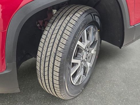 Used 2023 GMC Acadia SLE w/ Driver Convenience Package image 29