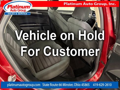 Used 2017 Ford Fusion SE w/ Fusion SE Technology Package FWD image 32