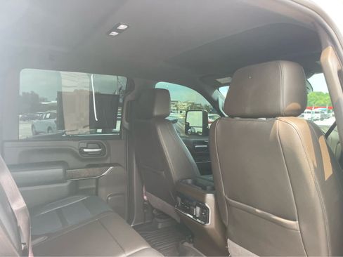 Used 2022 GMC Sierra 2500 Denali w/ Technology Package AWD/4WD image 24