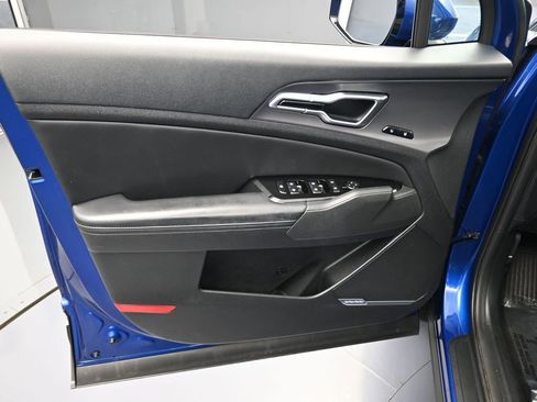 Certified 2023 Kia Sportage SX image 13