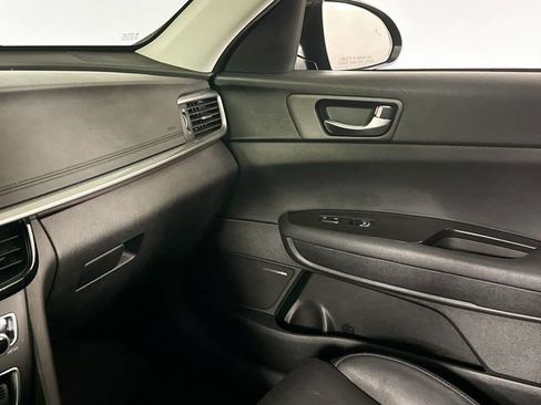 Used 2020 Kia Optima Premium image 40