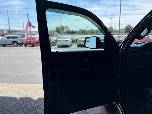 Used 2022 RAM 1500 Limited AWD/4WD image 37