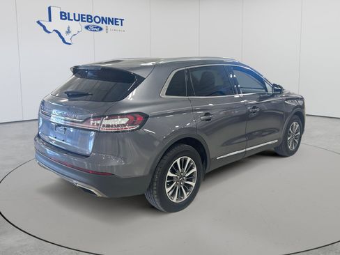 Used 2021 Lincoln Nautilus FWD w/ Equipment Group 101A image 5