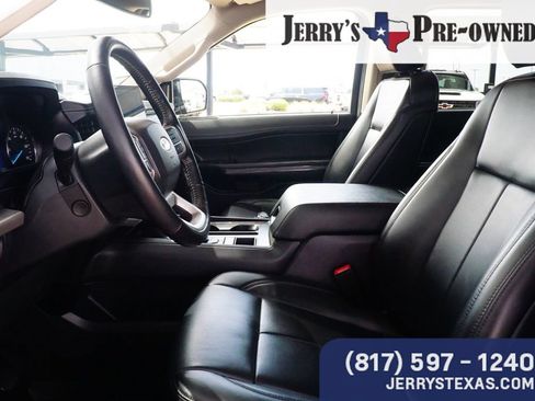 Used 2024 Ford Expedition XLT RWD image 18