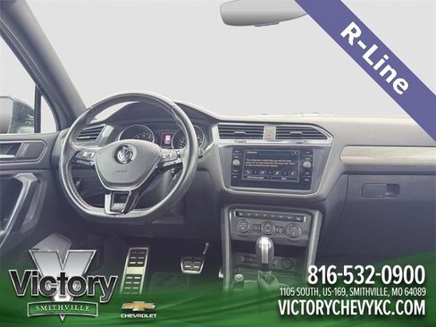 Used 2021 Volkswagen Tiguan SE R-Line image 14