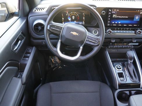 Certified 2023 Chevrolet Colorado LT w/ LT Convenience Package II AWD/4WD image 19