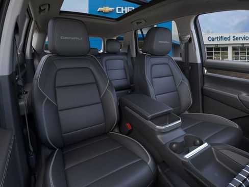 New 2026 GMC Terrain Denali w/ LPO, Black Badging Package image 16