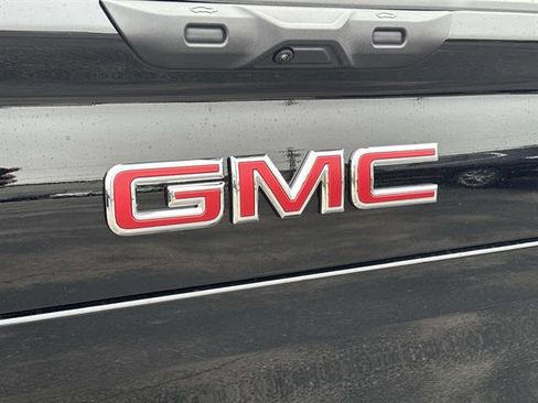 New 2026 GMC Sierra EV Elevation image 7