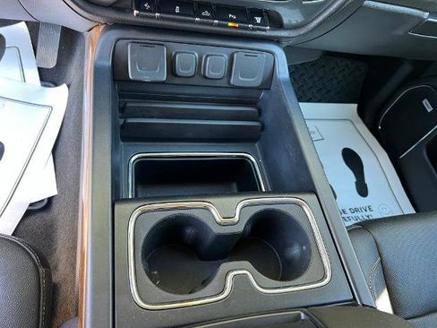 Used 2019 Chevrolet Silverado 2500 LTZ w/ Duramax Plus Package image 21