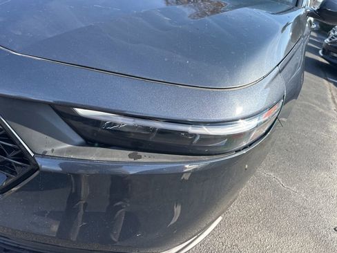 Certified 2025 Honda Accord SE image 9