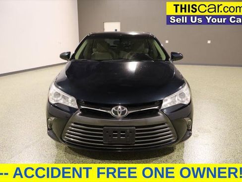 Used 2015 Toyota Camry XLE image 2