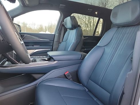 New 2025 Cadillac Escalade IQ Luxury 2 image 4