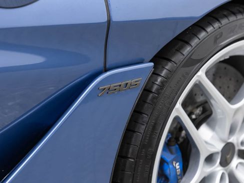 Used 2026 McLaren 750S Spider RWD image 7