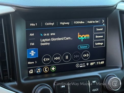 Used 2024 GMC Terrain SLT image 18