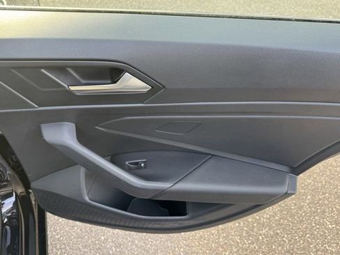 Used 2020 Volkswagen Jetta R-Line w/ R-Line Cold Weather Package image 31