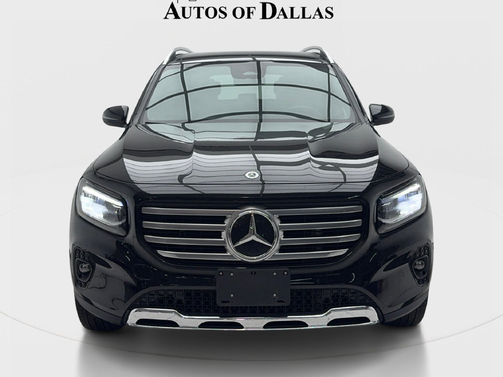 Used 2025 Mercedes-Benz GLB 250 4MATIC image 4