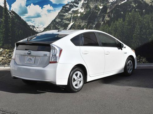 Used 2010 Toyota Prius Two image 3