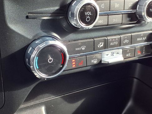 Used 2022 Ford F150 XLT w/ Equipment Group 302A High image 5