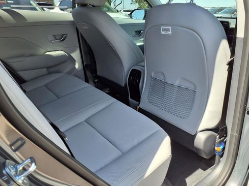 New 2026 Hyundai Kona Limited FWD image 8
