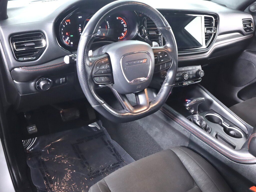 Used 2025 Dodge Durango GT AWD/4WD image 9