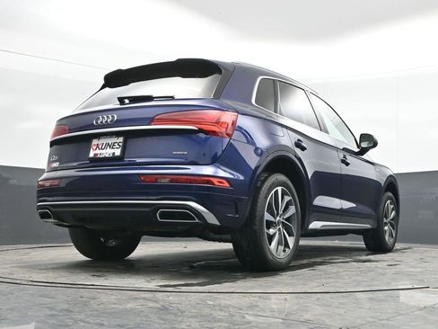 Used 2022 Audi Q5 2.0T Premium w/ Convenience Package image 45