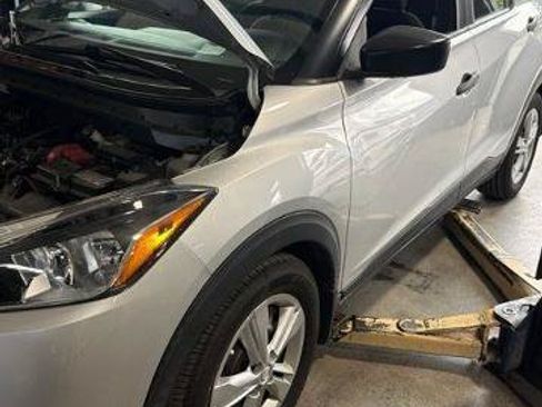 Certified 2020 Nissan Kicks S FWD image 1